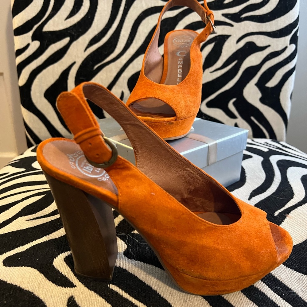 Jeffery Campbell Platform